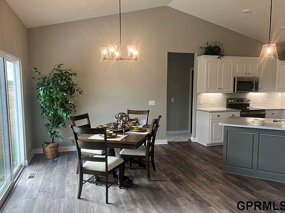 5th image of 4303 Chennault St