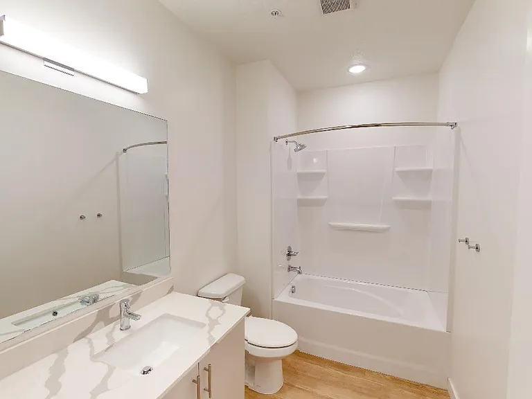 SevenO2 Main Apartments — Photo 110
