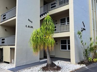 9940 47th Ave N APT 108, Saint Petersburg, FL 33708