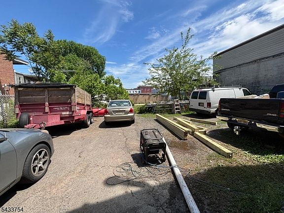 3rd image of 18 Mountain Ave #0