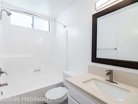 5th image of 4406 Cahuenga Blvd APT 208