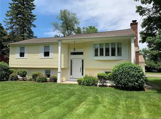 334 N Brooksvale Rd, Cheshire, CT 06410