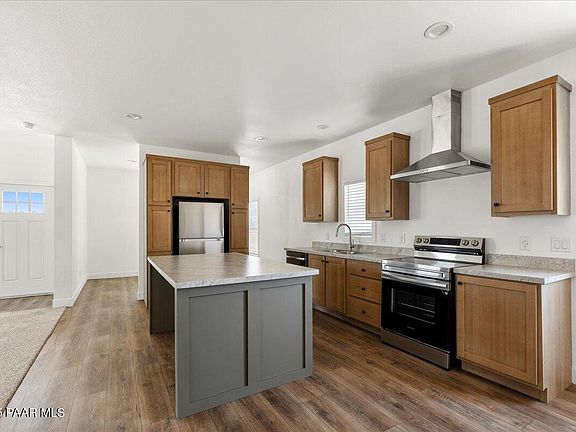 5th image of 55 W Hawaii Rd