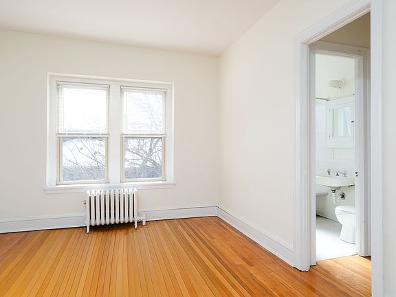 3rd image of 2310 Harriet Ave S #305