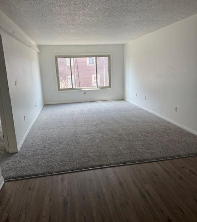 Unit Photo