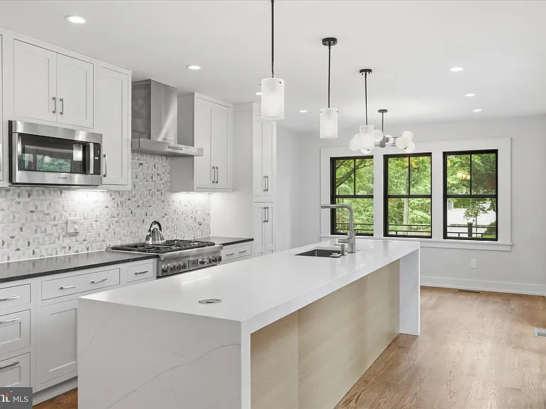 5921 Chesterbrook Rd — Photo 30