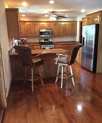 5th image of 1524 Cindy Ln S
