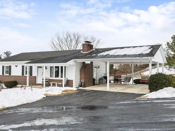 15024 Clear Spring Rd, Williamsport, MD 21795