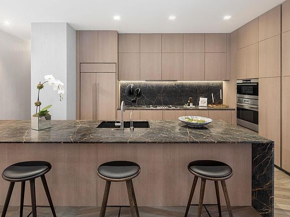 5th image of 49 Chambers St APT 14D