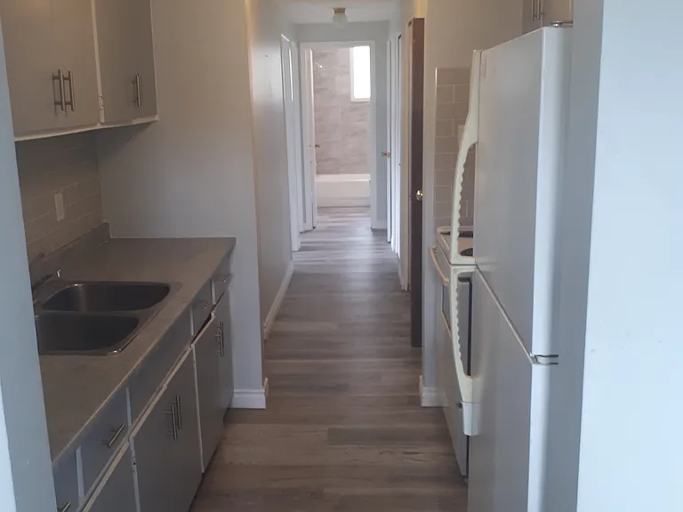 595 Silverbirch Rd #4 — Photo 6
