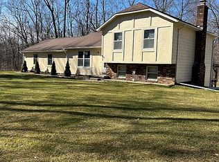 6720 Cuff Rd, Jackson, MI 49201