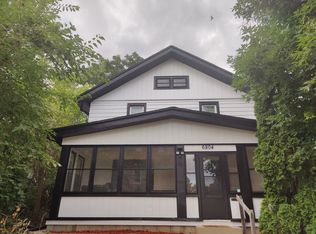 6804 Maple Ter, Wauwatosa, WI 53213