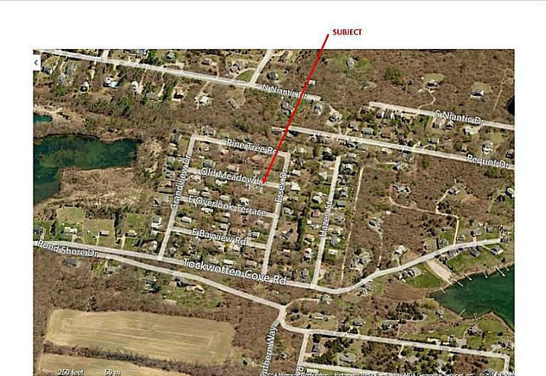 2nd image of 29 Old Meadow Ln