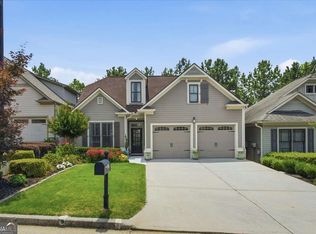 227 Highland Village Ln, Woodstock, GA 30188