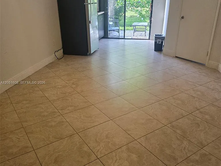 818 E Palm Run Dr #0 — Photo 1