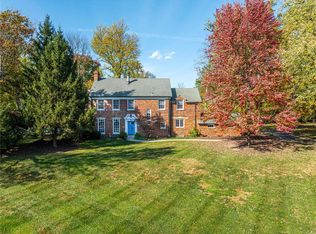 13 Dromara Rd, Saint Louis, MO 63124