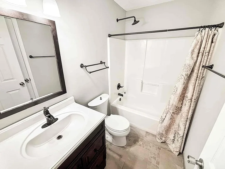 3029 Vineyard Way SE — Photo 21