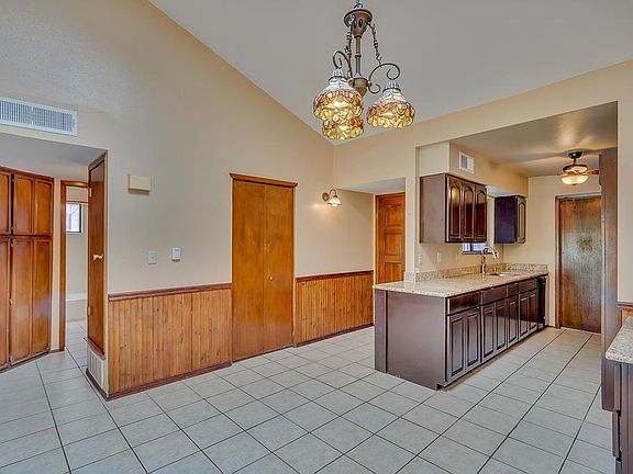 4th image of 1750 Villa Santos Cir