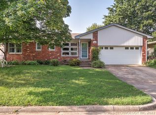 1616 E 55th St, Tulsa, OK 74105