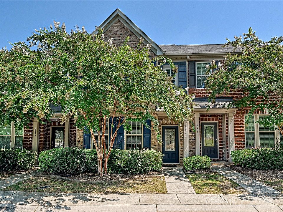 1st image of 6007 Turkey Oak Ln