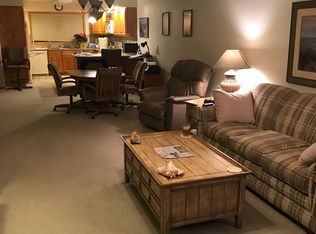 2413A E 3rd St, Sheldon, IA 51201