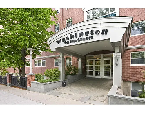 1600 Beacon St #906 Photo 1