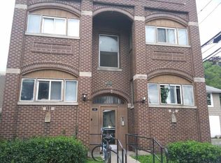 221 E 9th St, Indianapolis, IN 46204