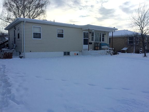 3rd image of 929 Olsen Dr
