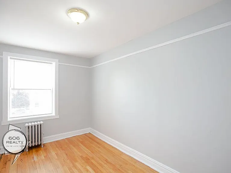 Bright and Sunny Cicero apartments! — Photo 8