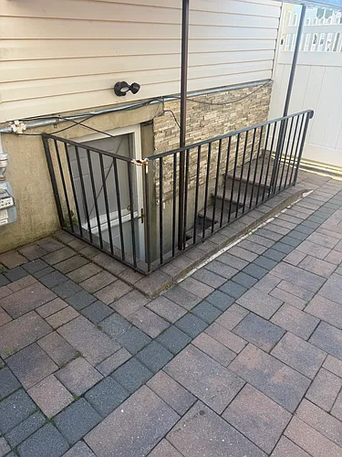 68 Lewiston St #1 Photo 1