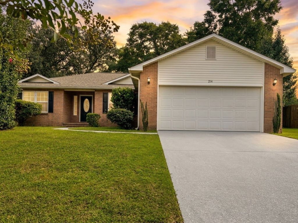 214 Shadyside Ct - Property Image