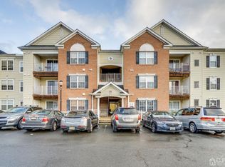 926 Cedar Ct, New Brunswick, NJ 08901