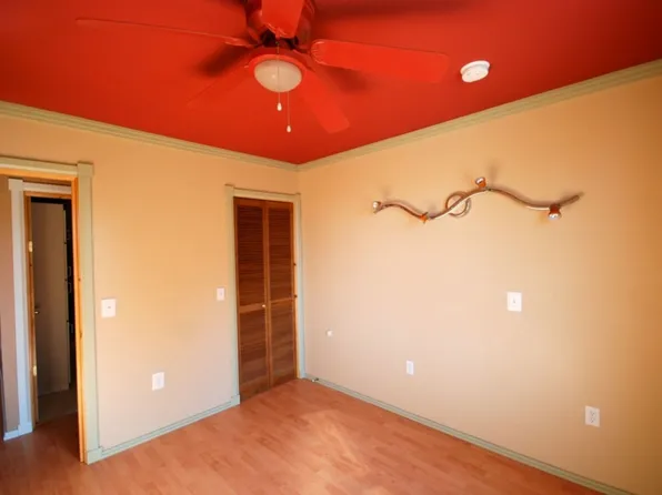 418 Starfield Ln, Camano Island, WA 98282