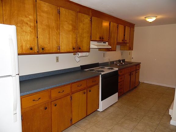 Plenty of Cabinets and Counter Space.