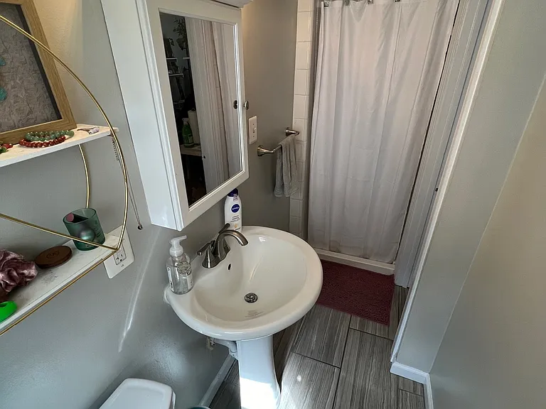 340 E Troy St #2 — Photo 12