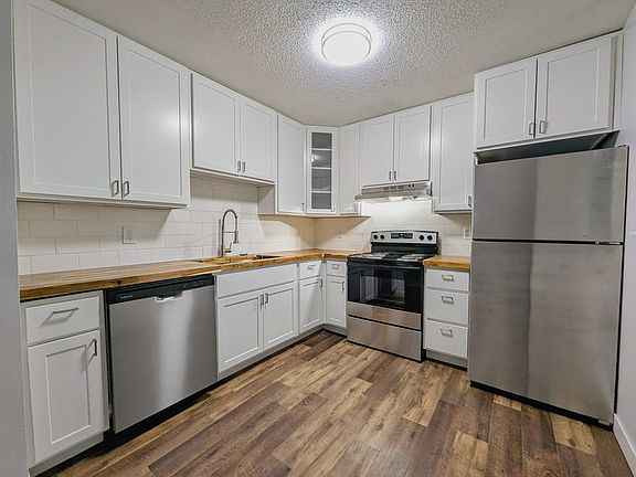 3rd image of 408 E 15th St #201