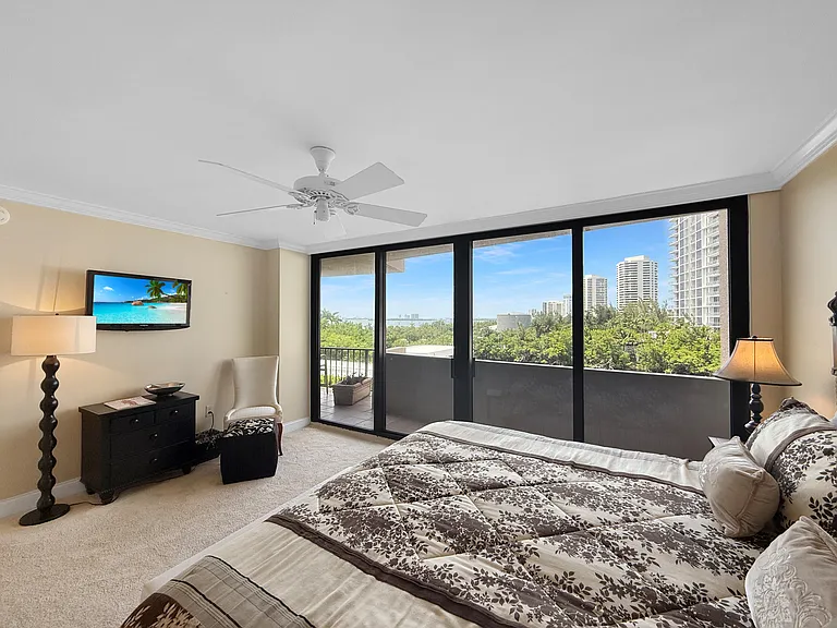 4200 N Ocean Dr #2-406 — Photo 11
