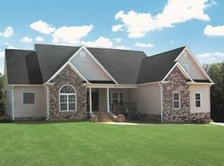 195 Newcastle Ct, Thomasville, NC 27360