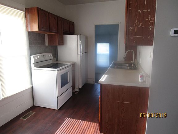4th image of 1812 W 11th Ave