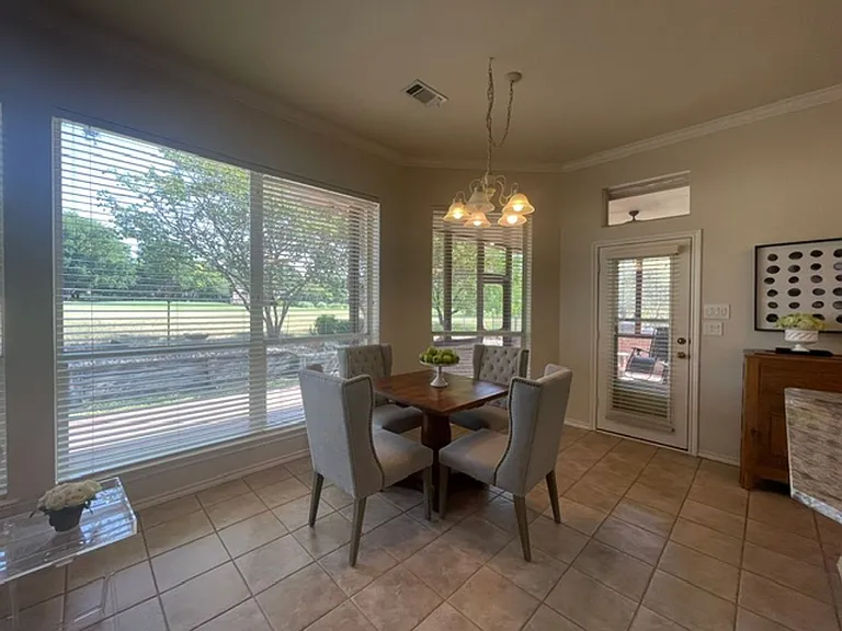 558 Timber Ridge Dr — Photo 12