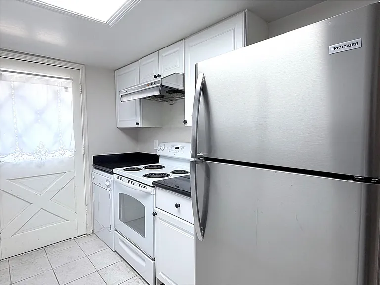 12633 Memorial Dr #74 — Photo 8