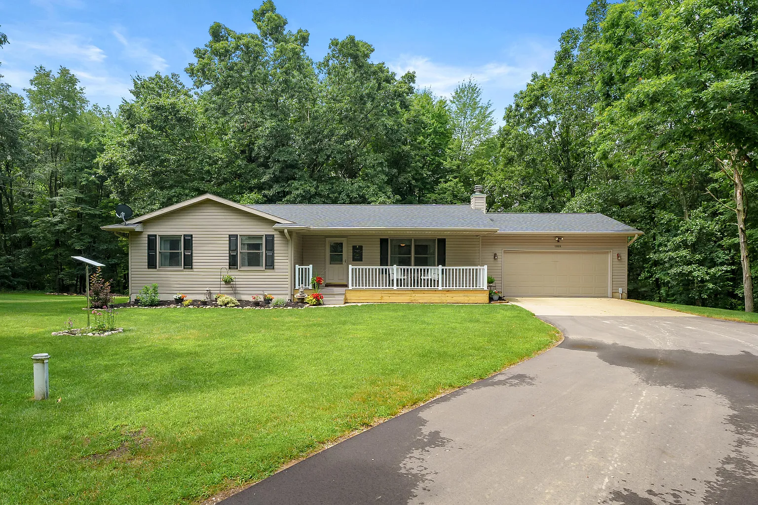 12206 Cassidy Rd photo 1