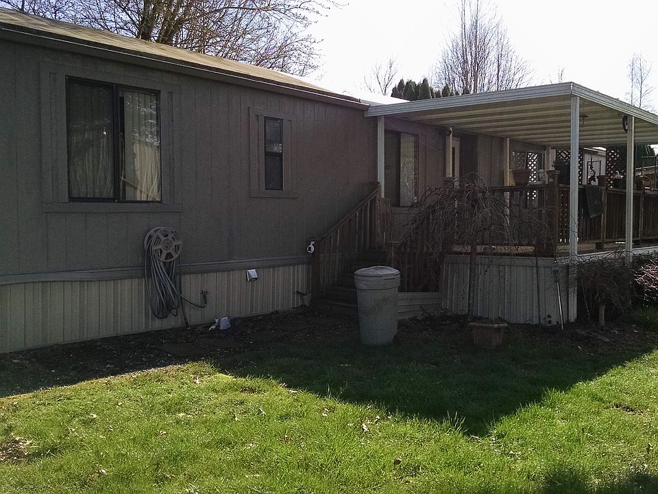 1st image of 18015 NE 119th St