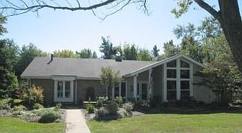 1st image of 516 Glenmeadow Dr