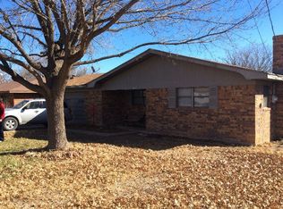 1005 N Avenue D, Ballinger, TX 76821