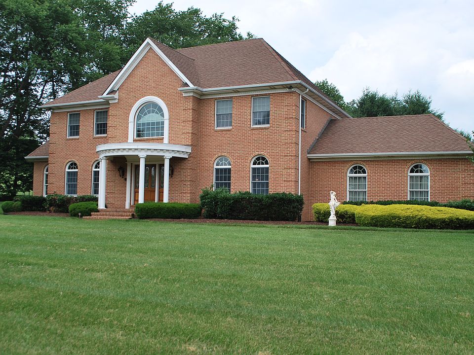 FRONT OF MAIN HOUSE
