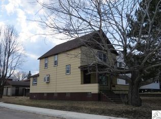 1062 E Washington St, Ely, MN 55731