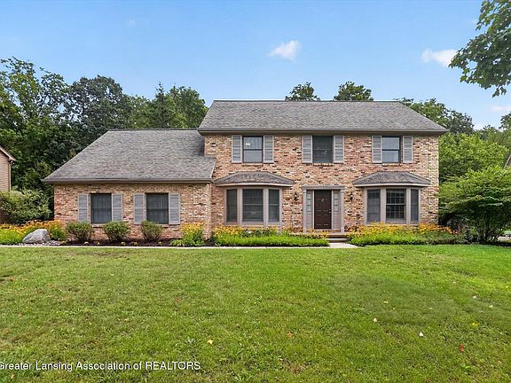 3rd image of 4220 Sugar Maple Ln