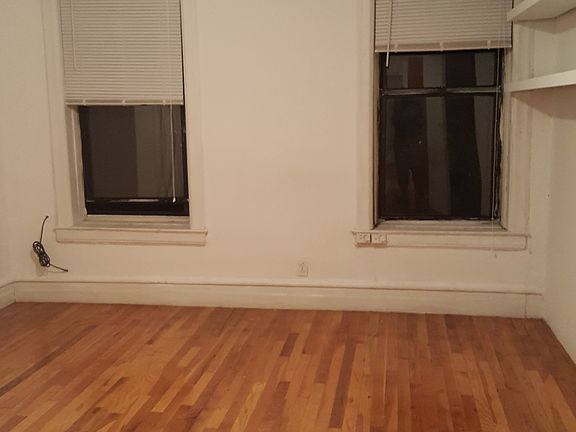 3rd image of 65 E 19th St APT 3E