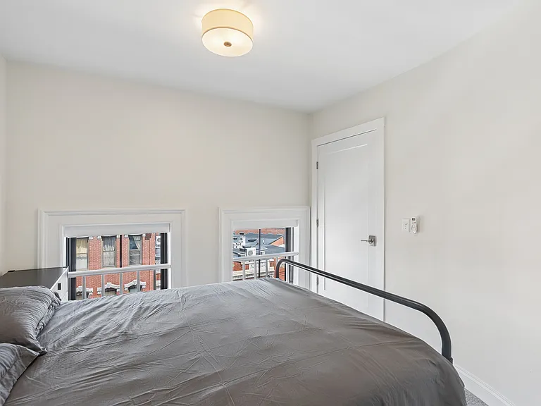 129 Main St #302 — Photo 22